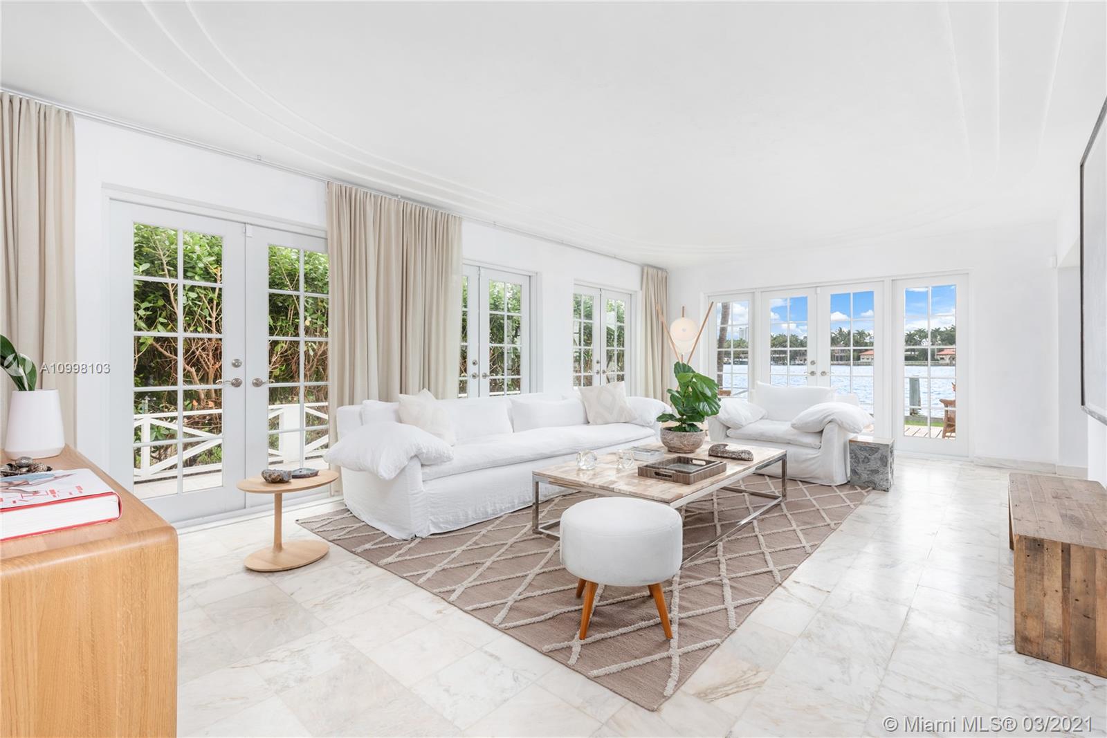 ISLE OF NORMANDY TROUVILL - Residential