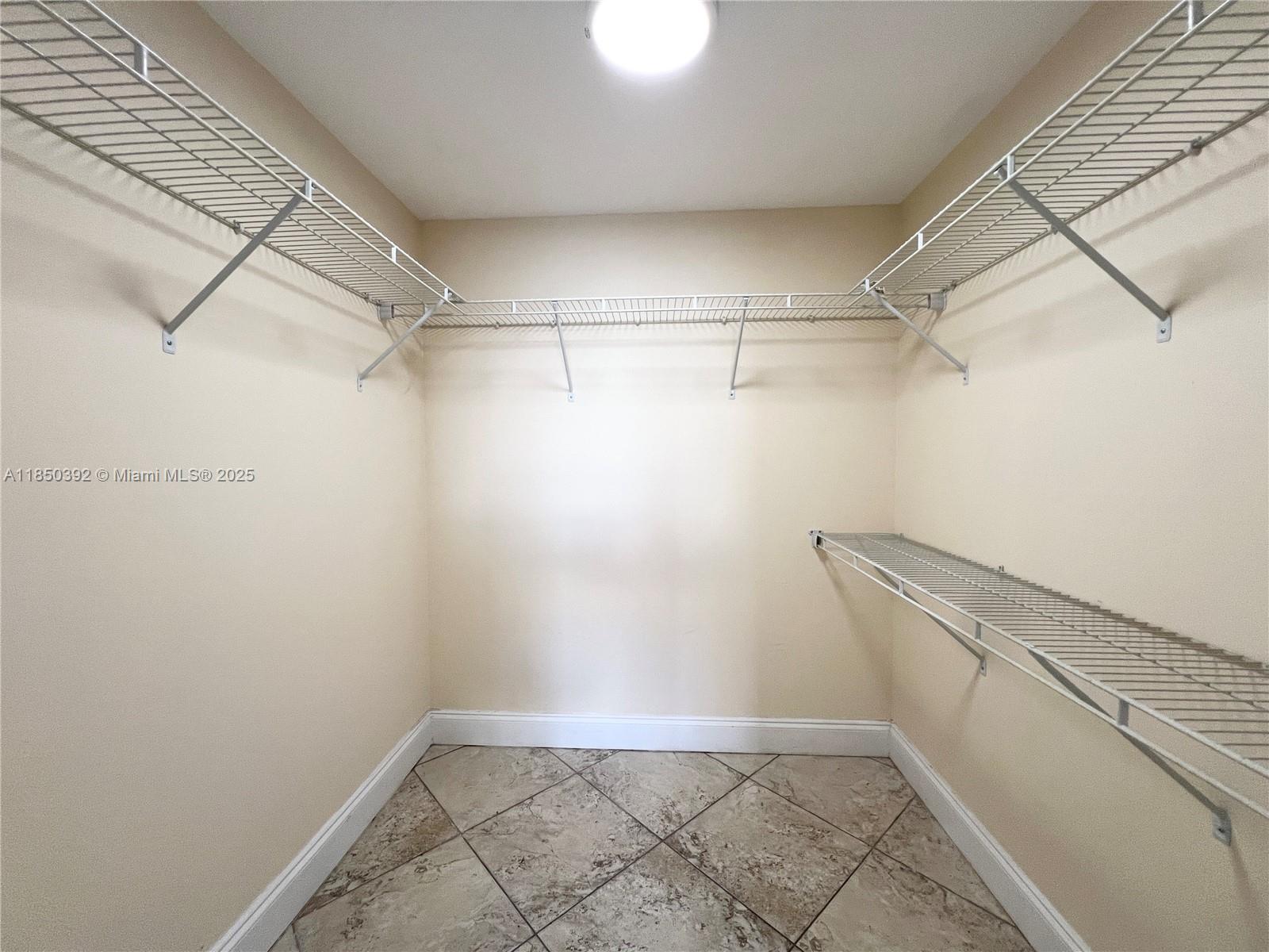 PLAZA TOWERS NORTH CONDO - Residential