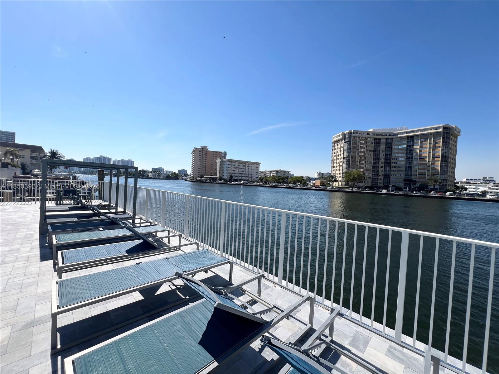 PLAZA TOWERS NORTH CONDO - Residential