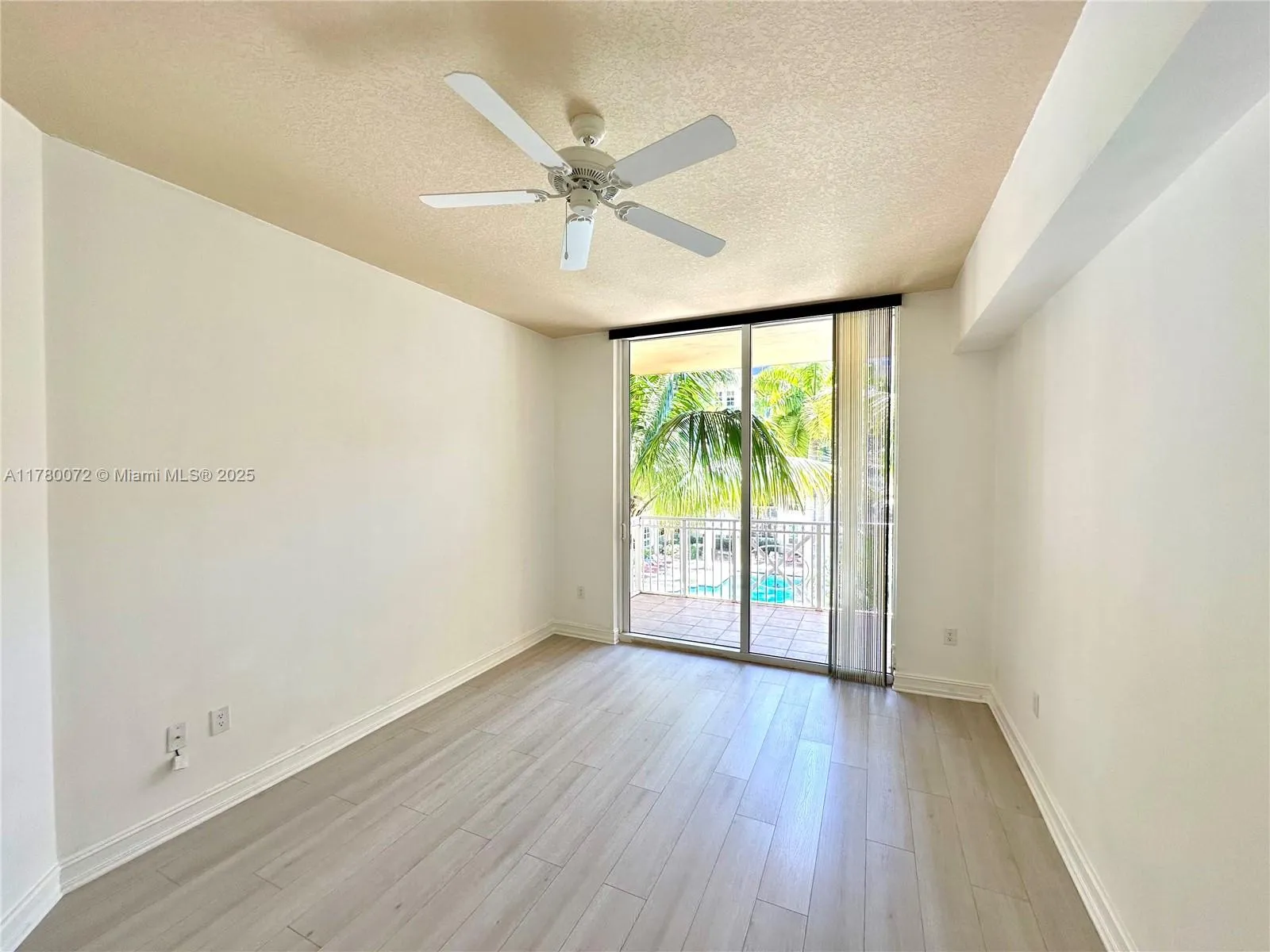 Aventura, Florida 33180, United States, 1 Bedroom Bedrooms, ,1 BathroomBathrooms,Residential,Active,108104