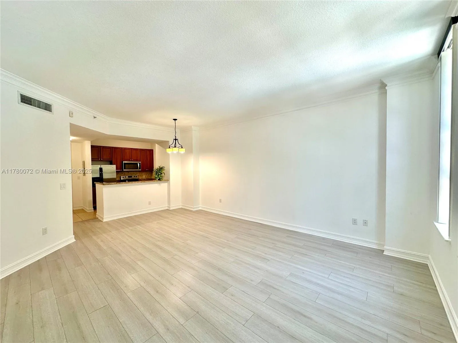 Aventura, Florida 33180, United States, 1 Bedroom Bedrooms, ,1 BathroomBathrooms,Residential,Active,108104