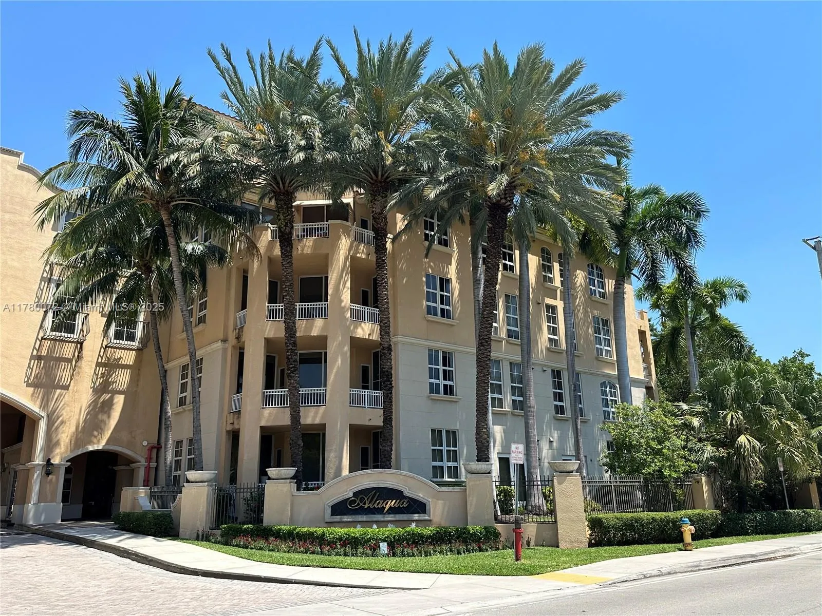 Aventura, Florida 33180, United States, 1 Bedroom Bedrooms, ,1 BathroomBathrooms,Residential,Active,108104