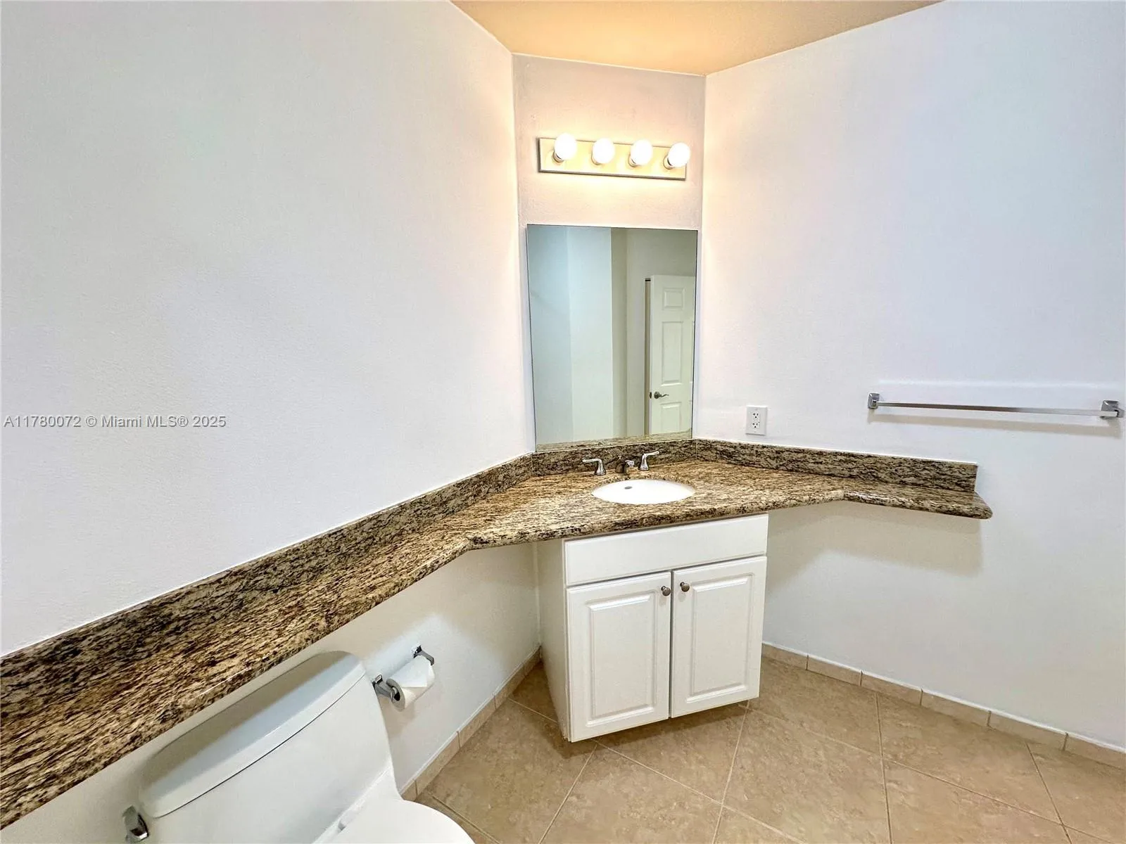 Aventura, Florida 33180, United States, 1 Bedroom Bedrooms, ,1 BathroomBathrooms,Residential,Active,108104