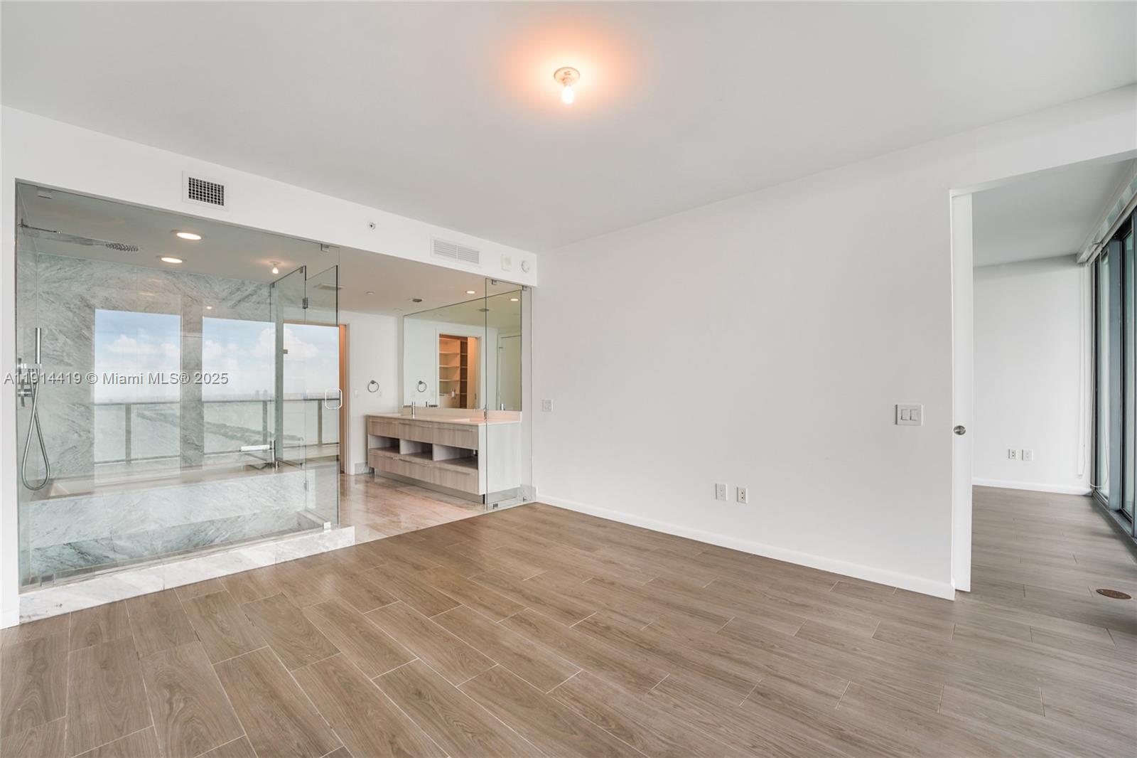 ONE PARAISO CONDO - Residential Lease