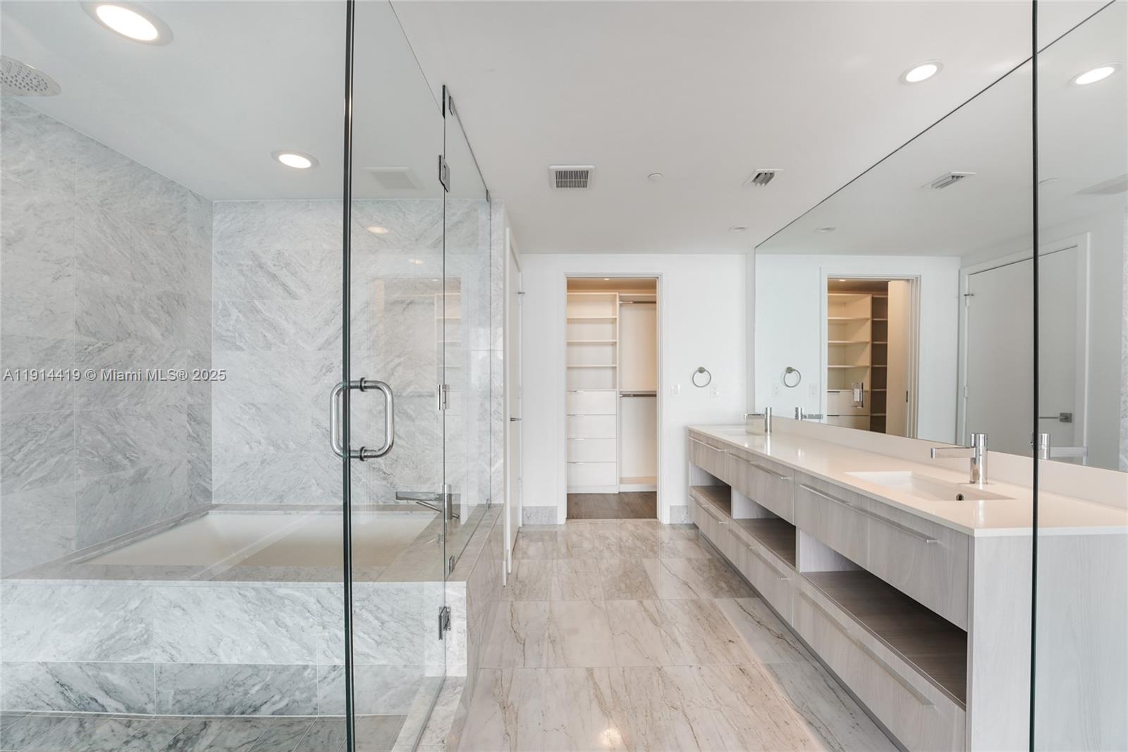 ONE PARAISO CONDO - Residential Lease