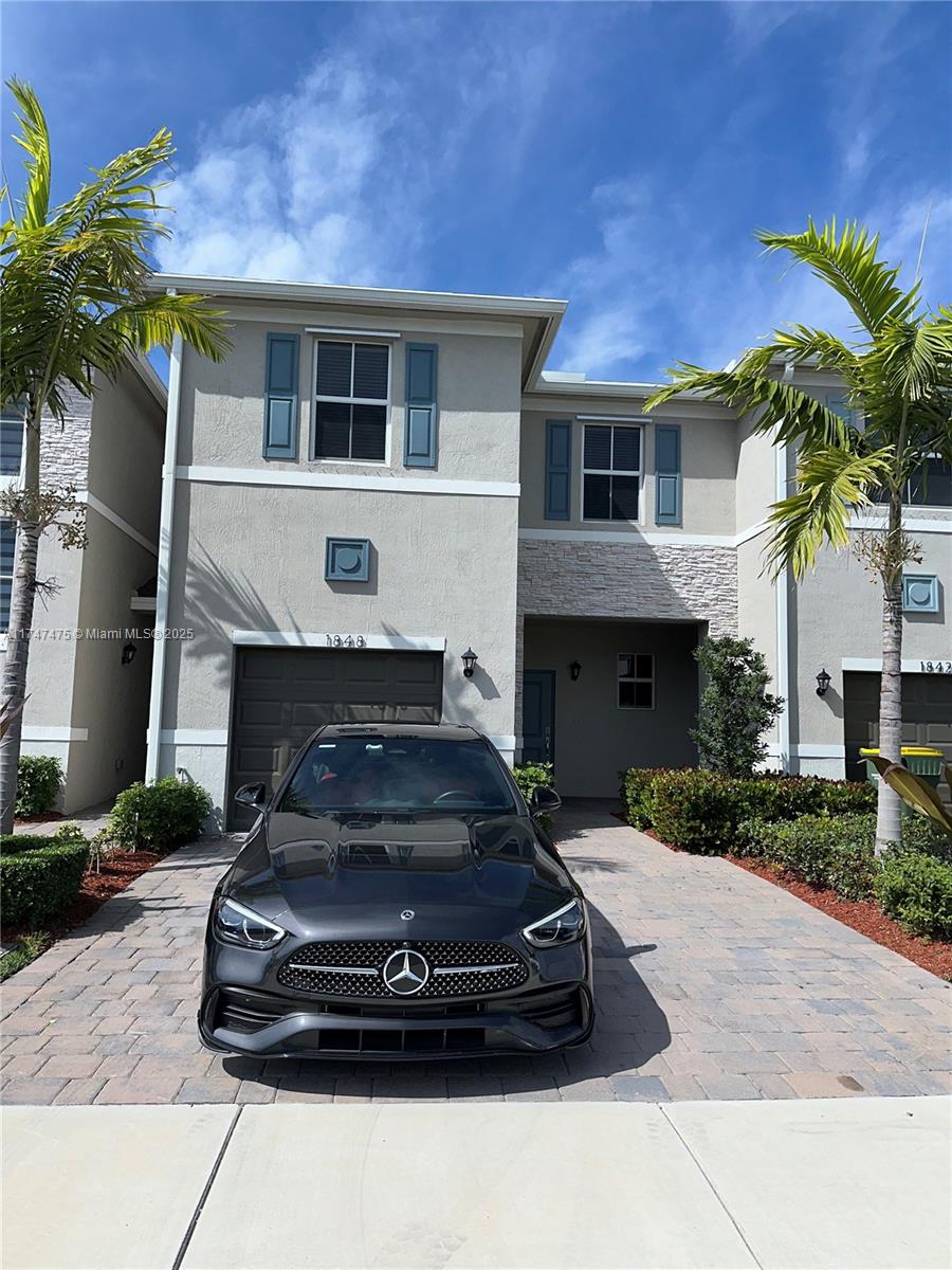 1848 Se 7 Ter 1848, Homestead, Miami-Dade County, Florida - 3 Bedrooms  
3 Bathrooms - 