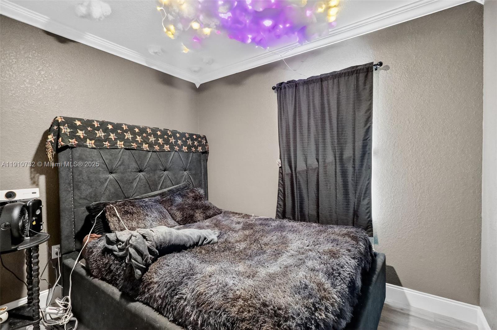 MELROSE POINT CONDO - Residential