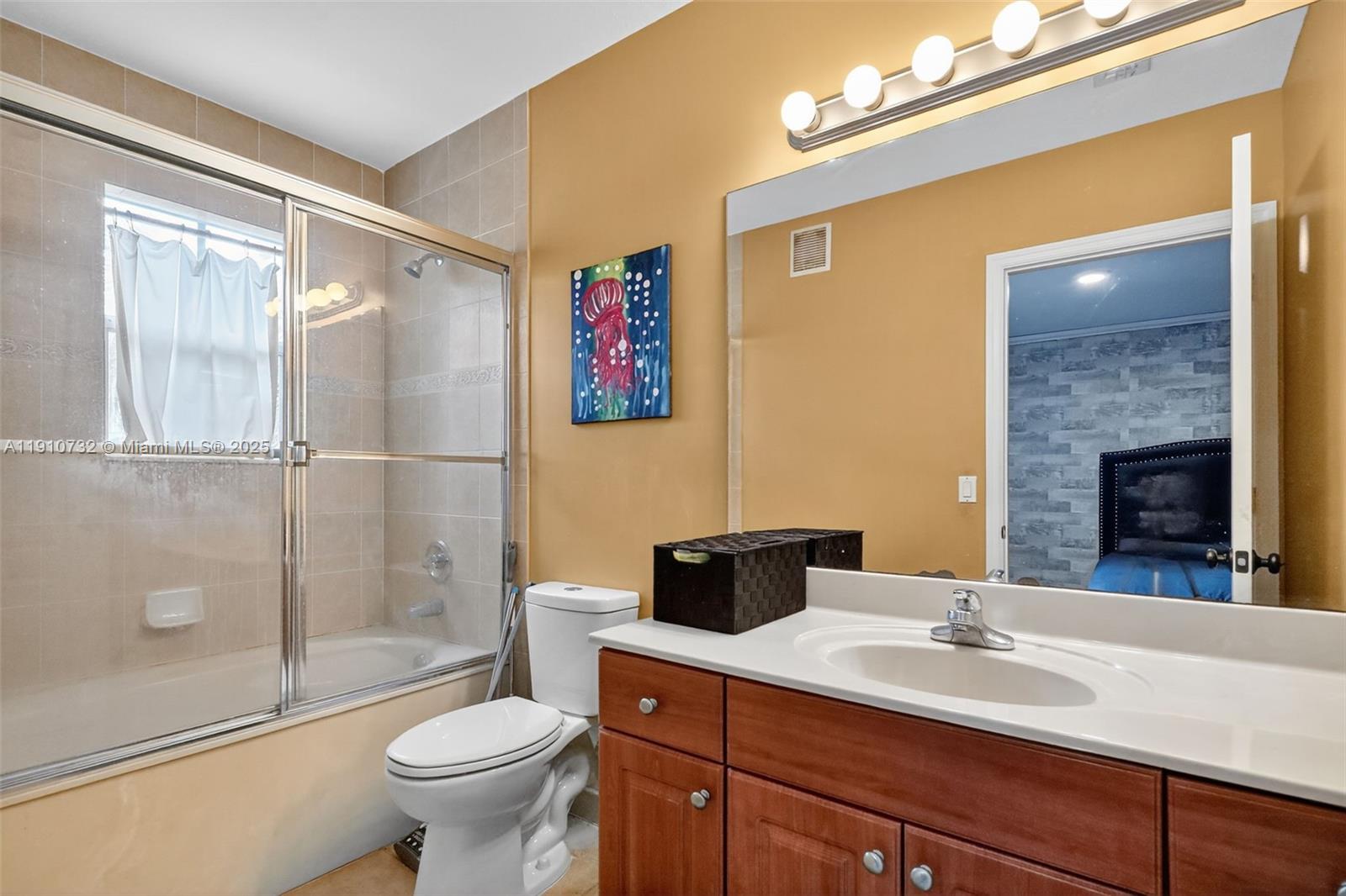 MELROSE POINT CONDO - Residential