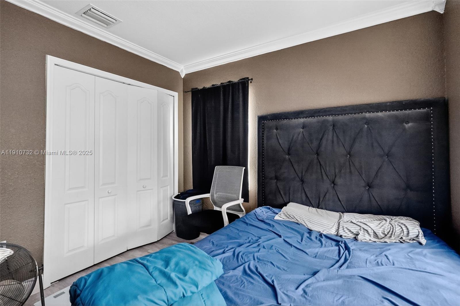 MELROSE POINT CONDO - Residential