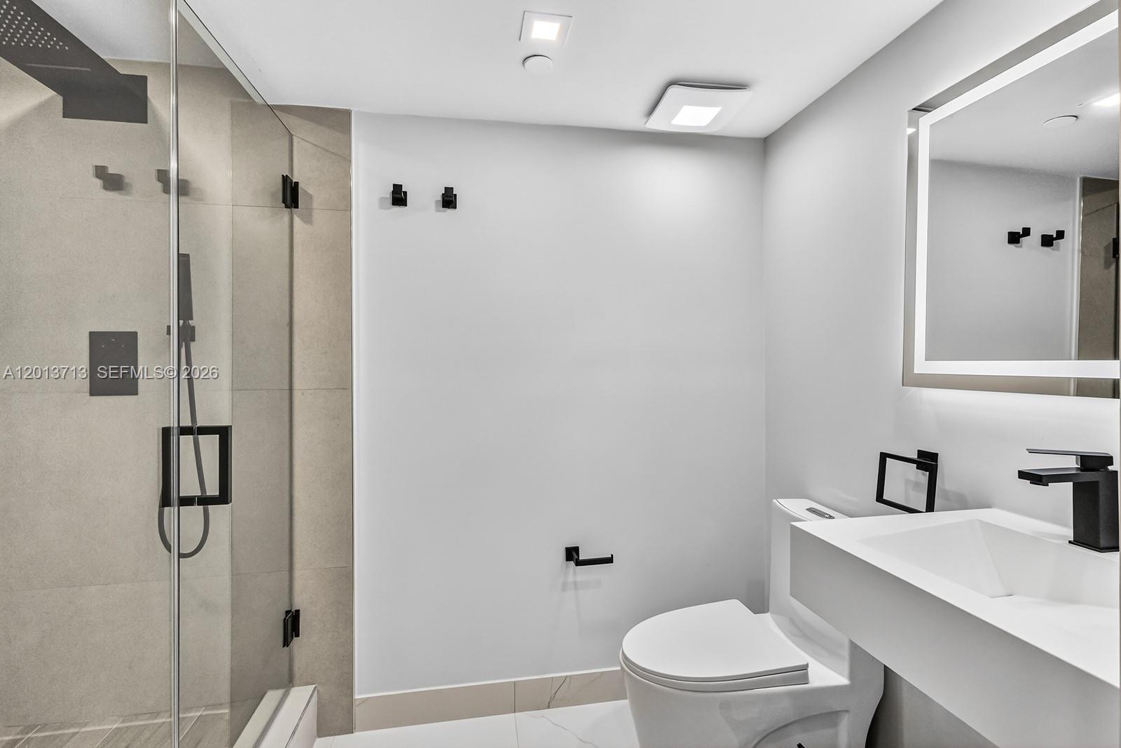 OCEANIA II CONDO - Residential