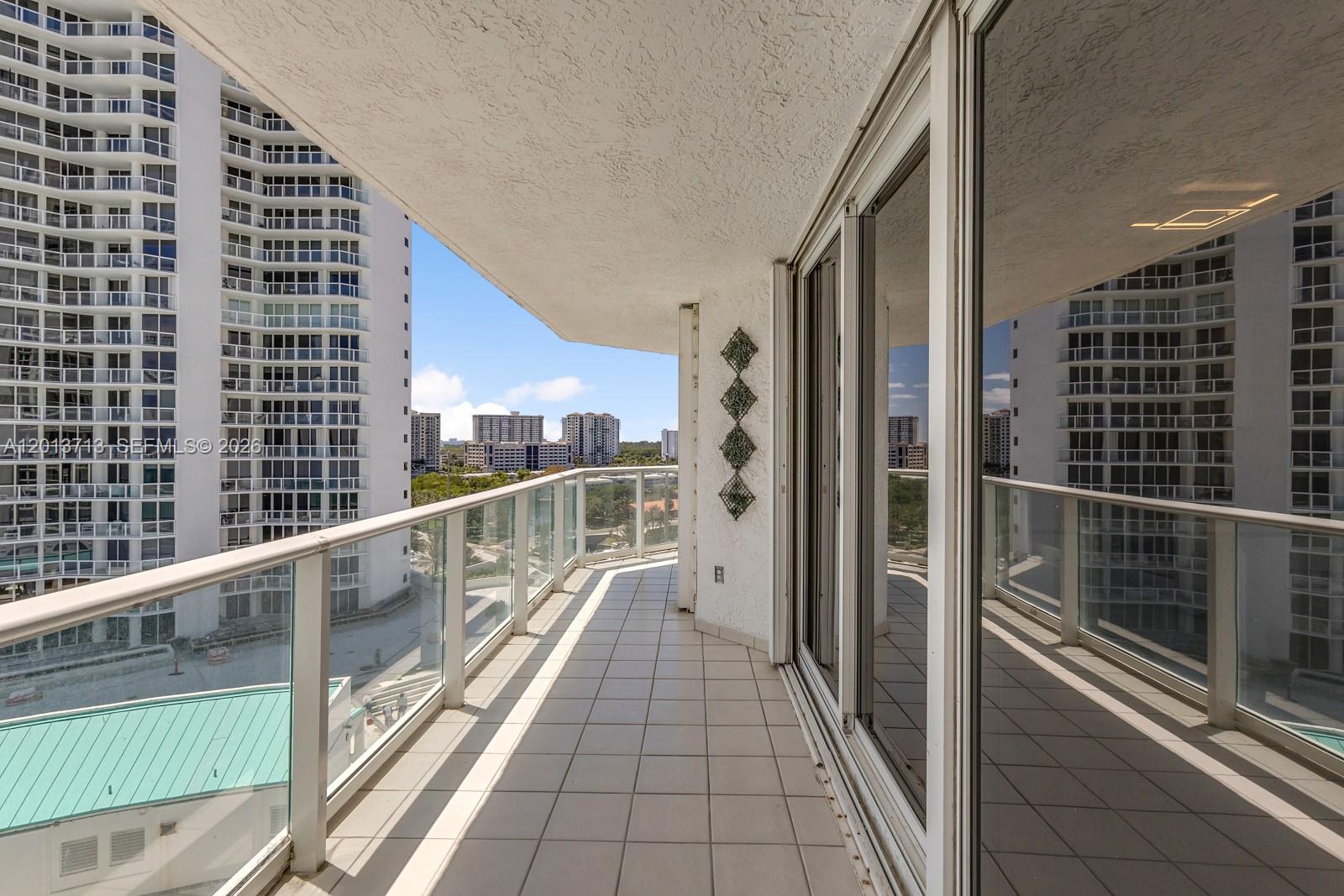 OCEANIA II CONDO - Residential