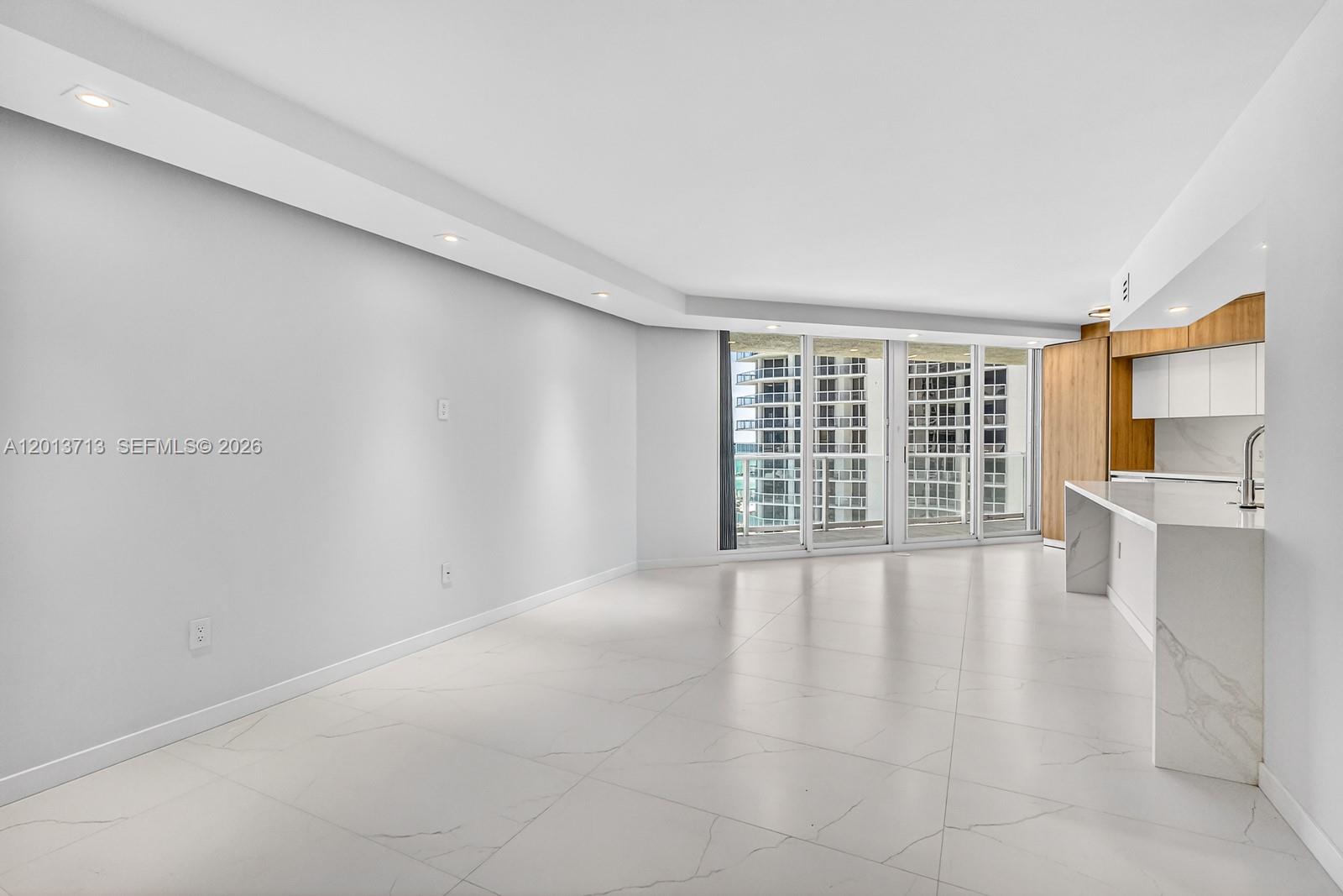 OCEANIA II CONDO - Residential