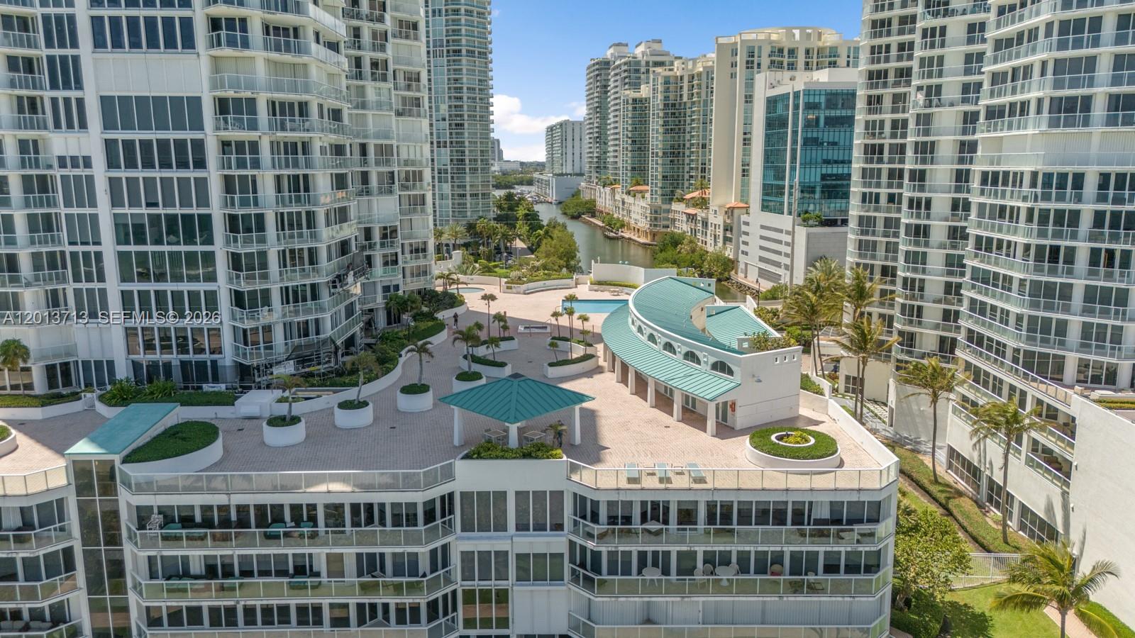 OCEANIA II CONDO - Residential