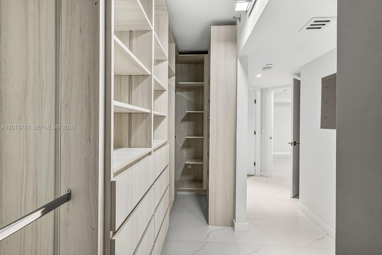OCEANIA II CONDO - Residential