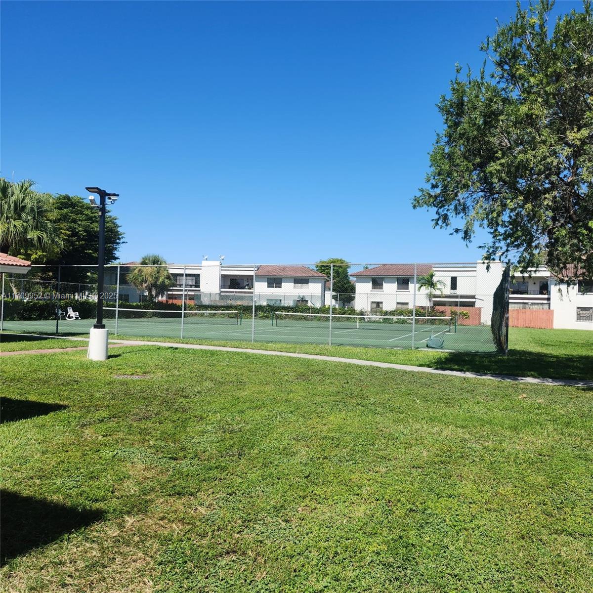 TERRANOVA 9 CONDO - Residential