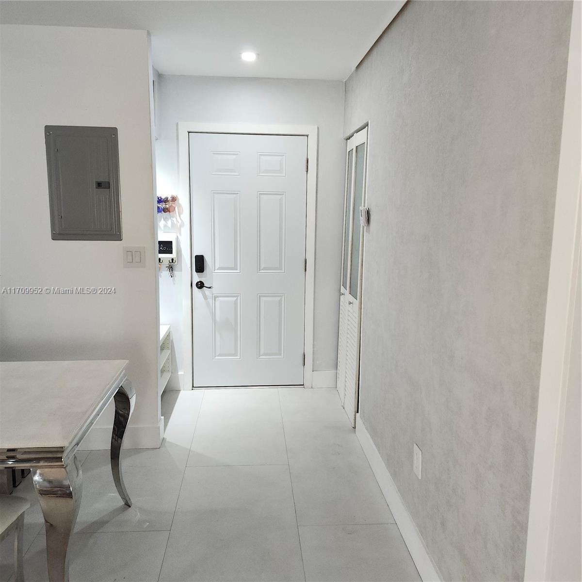 TERRANOVA 9 CONDO - Residential