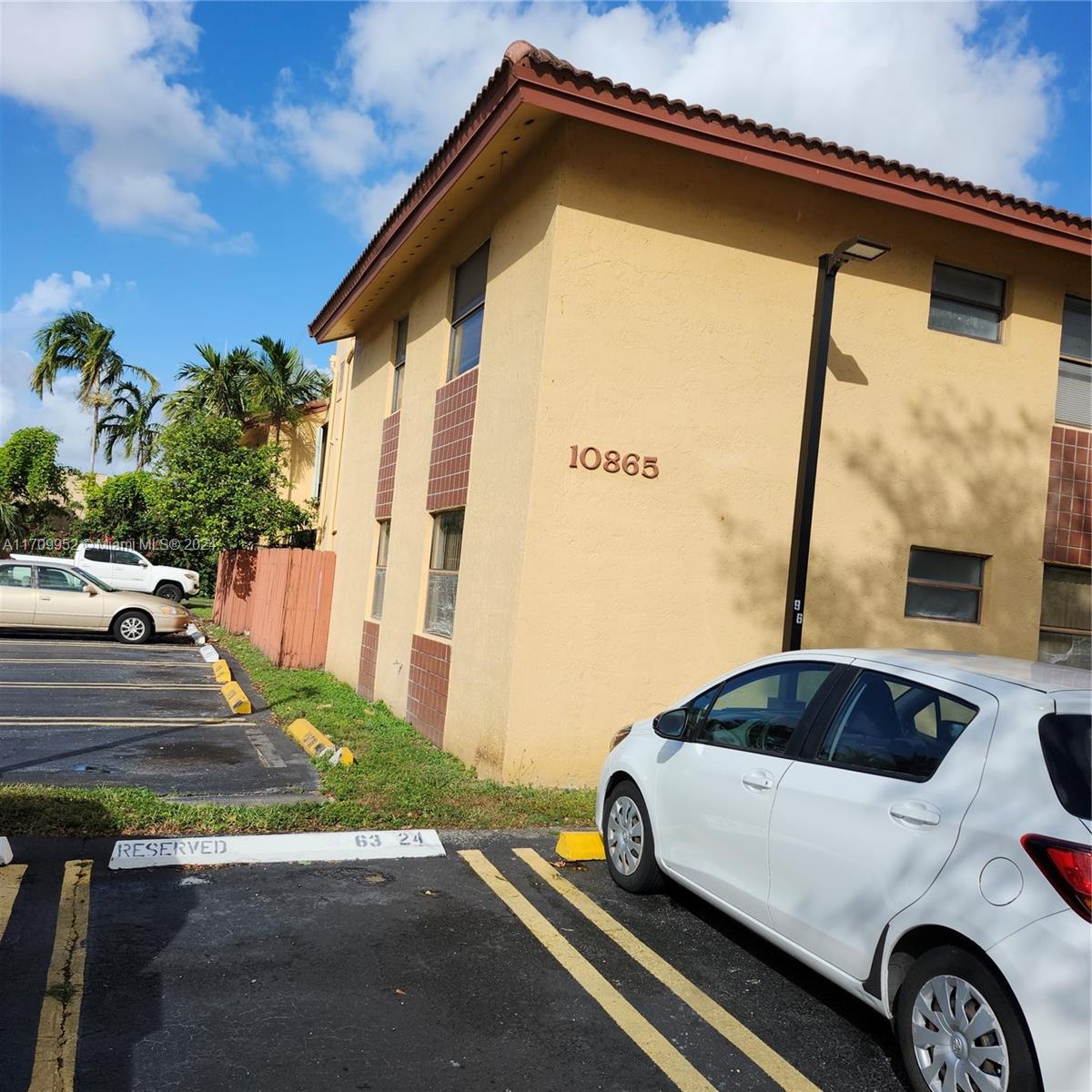 TERRANOVA 9 CONDO - Residential