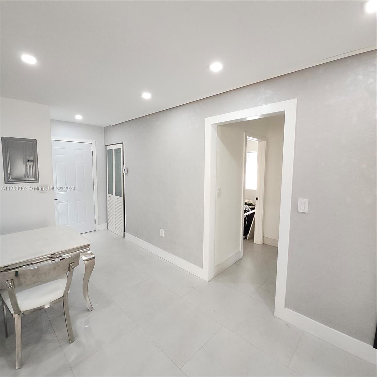 TERRANOVA 9 CONDO - Residential