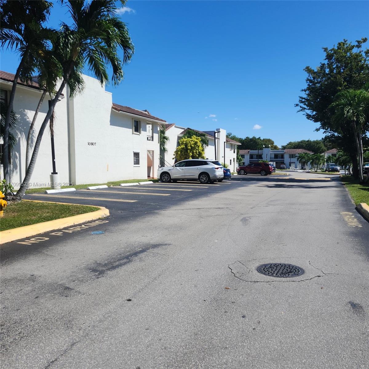 TERRANOVA 9 CONDO - Residential