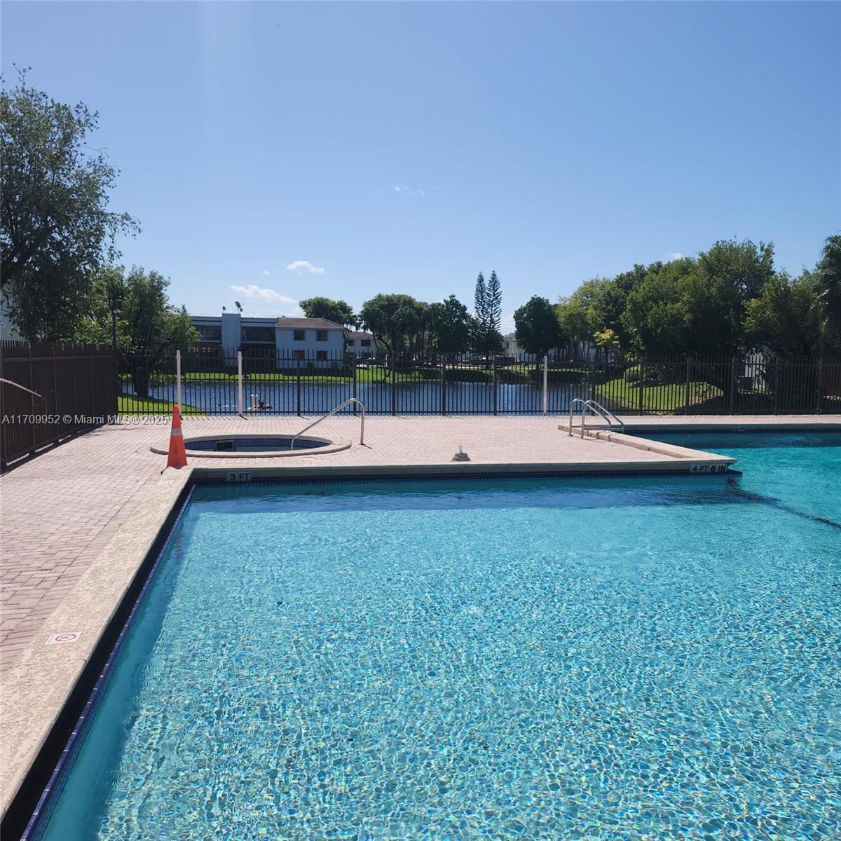 TERRANOVA 9 CONDO - Residential