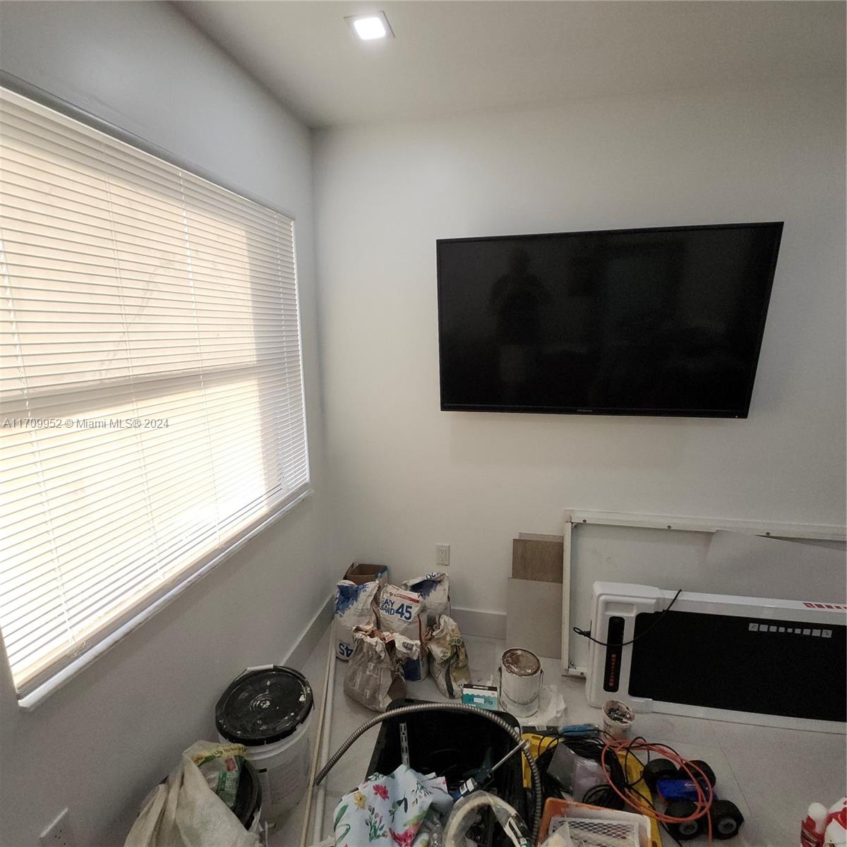 TERRANOVA 9 CONDO - Residential