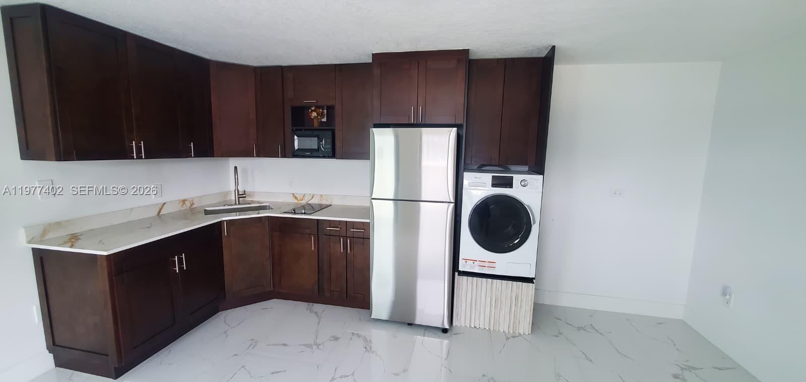 WEST BUENA VISTA - Residential Lease