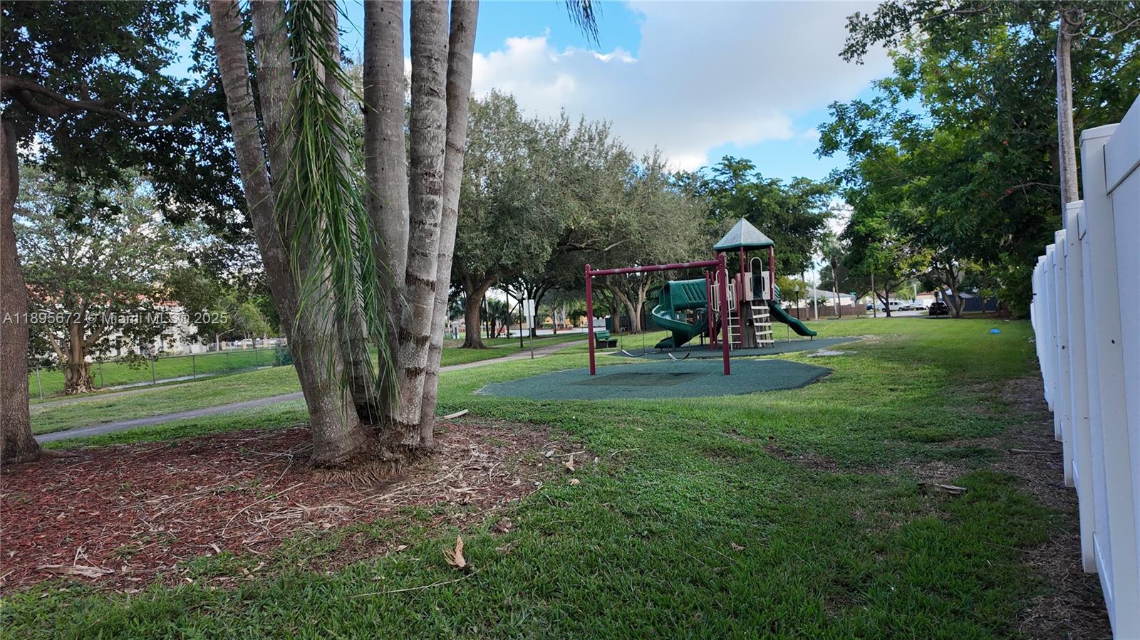 UNIVERSITY PARK - Residential