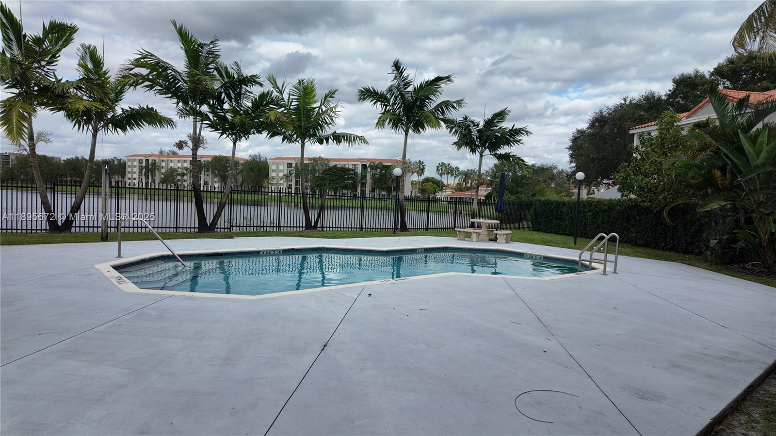 UNIVERSITY PARK - Residential