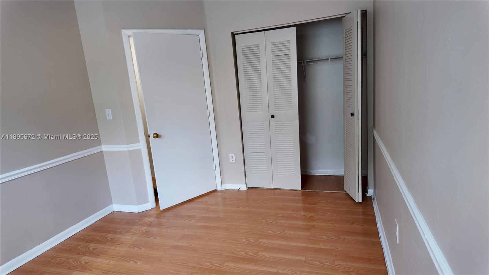 UNIVERSITY PARK - Residential