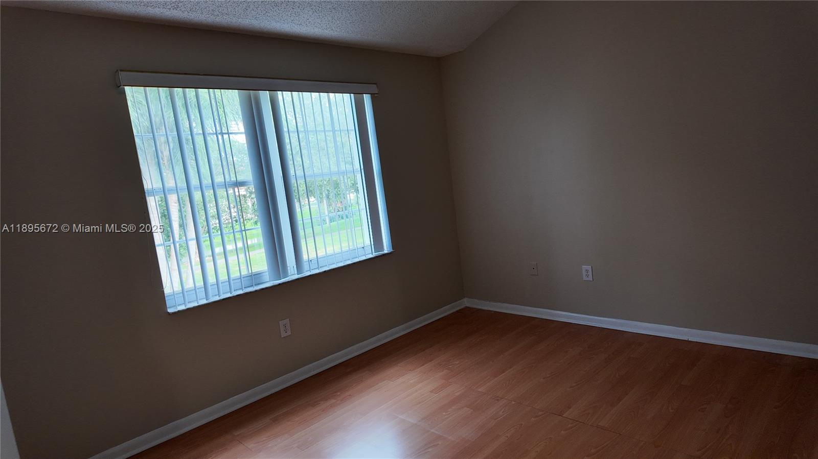UNIVERSITY PARK - Residential