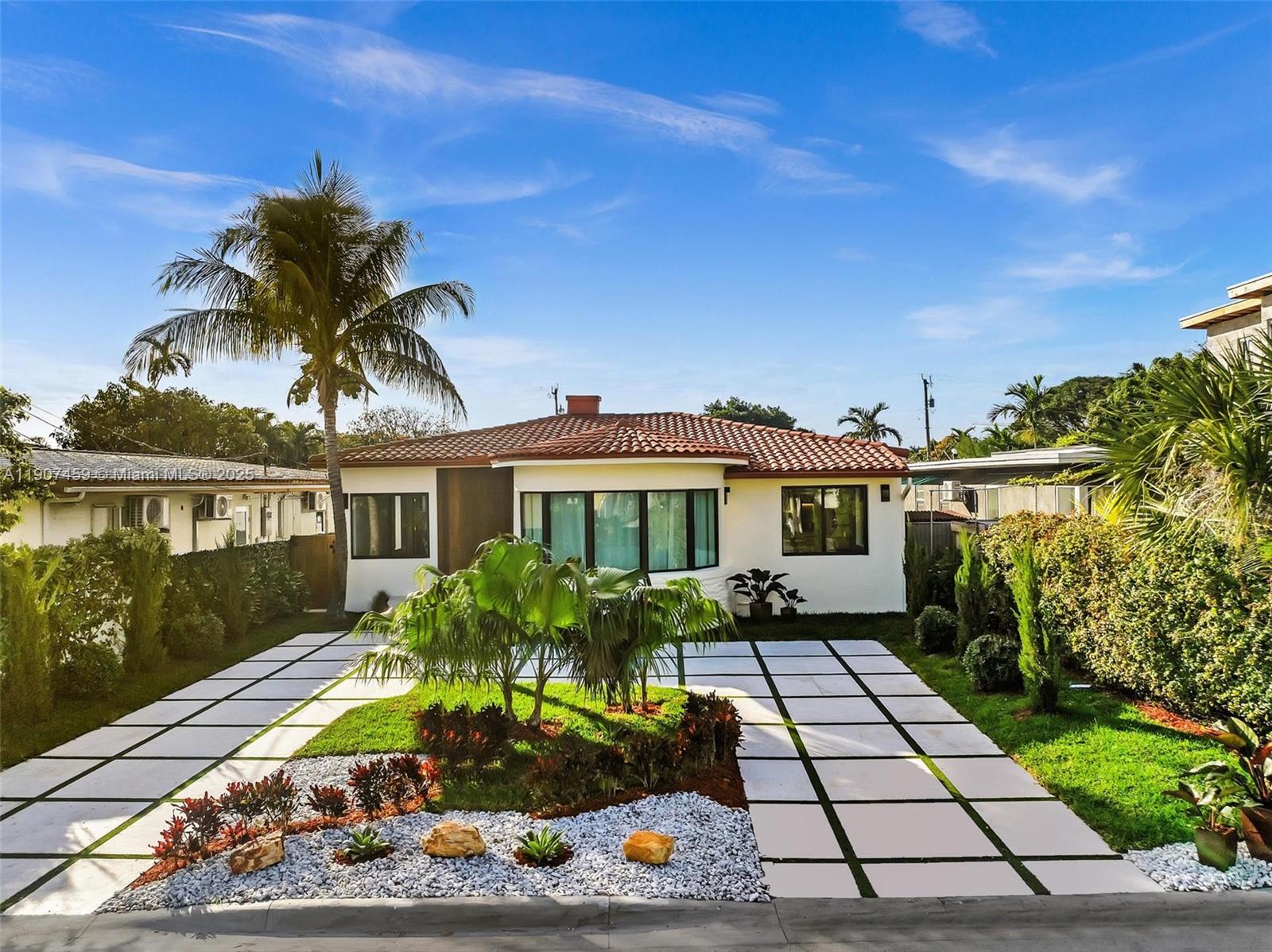 ALTOS DEL MAR NO 6 - Residential