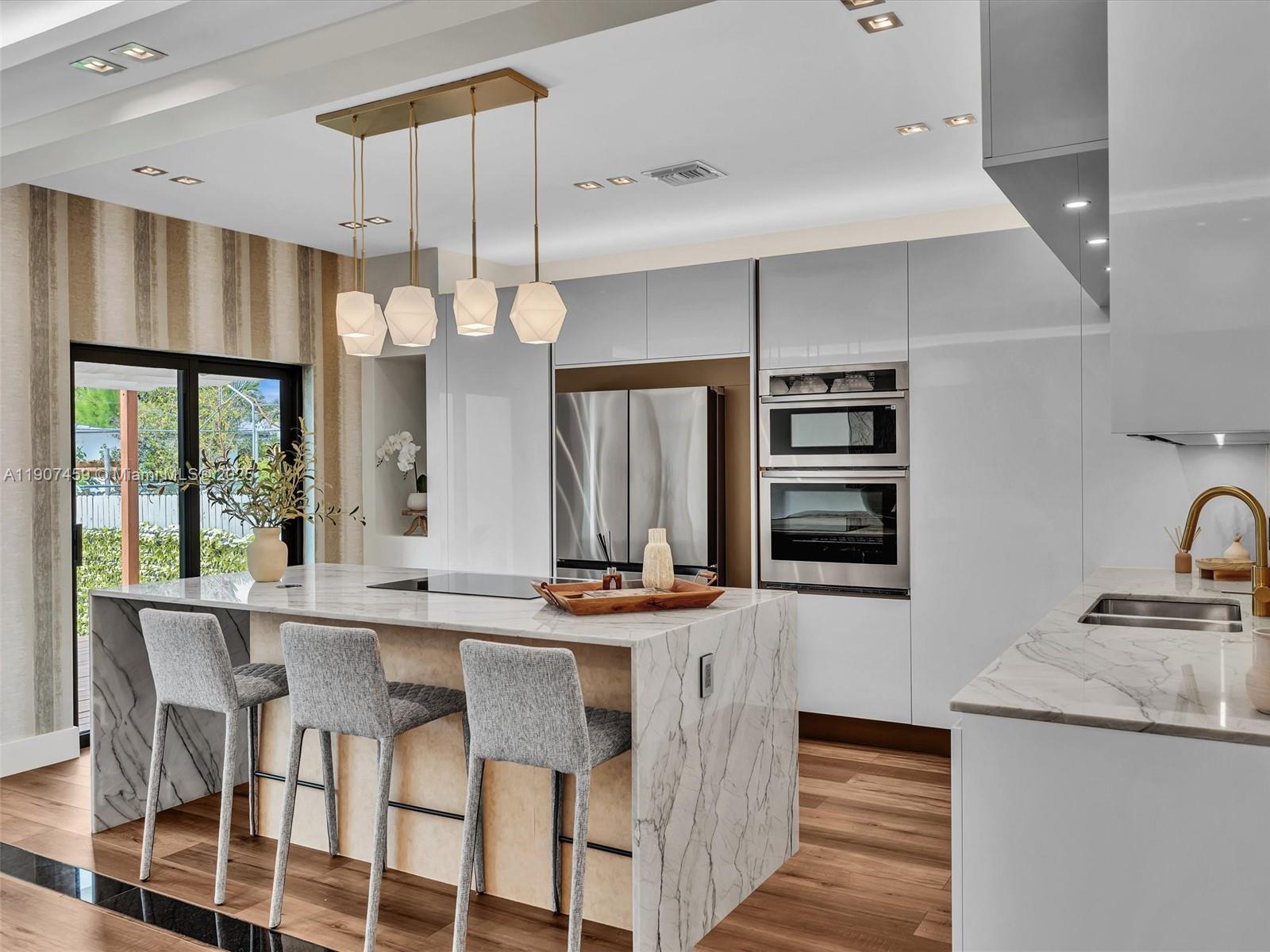 ALTOS DEL MAR NO 6 - Residential