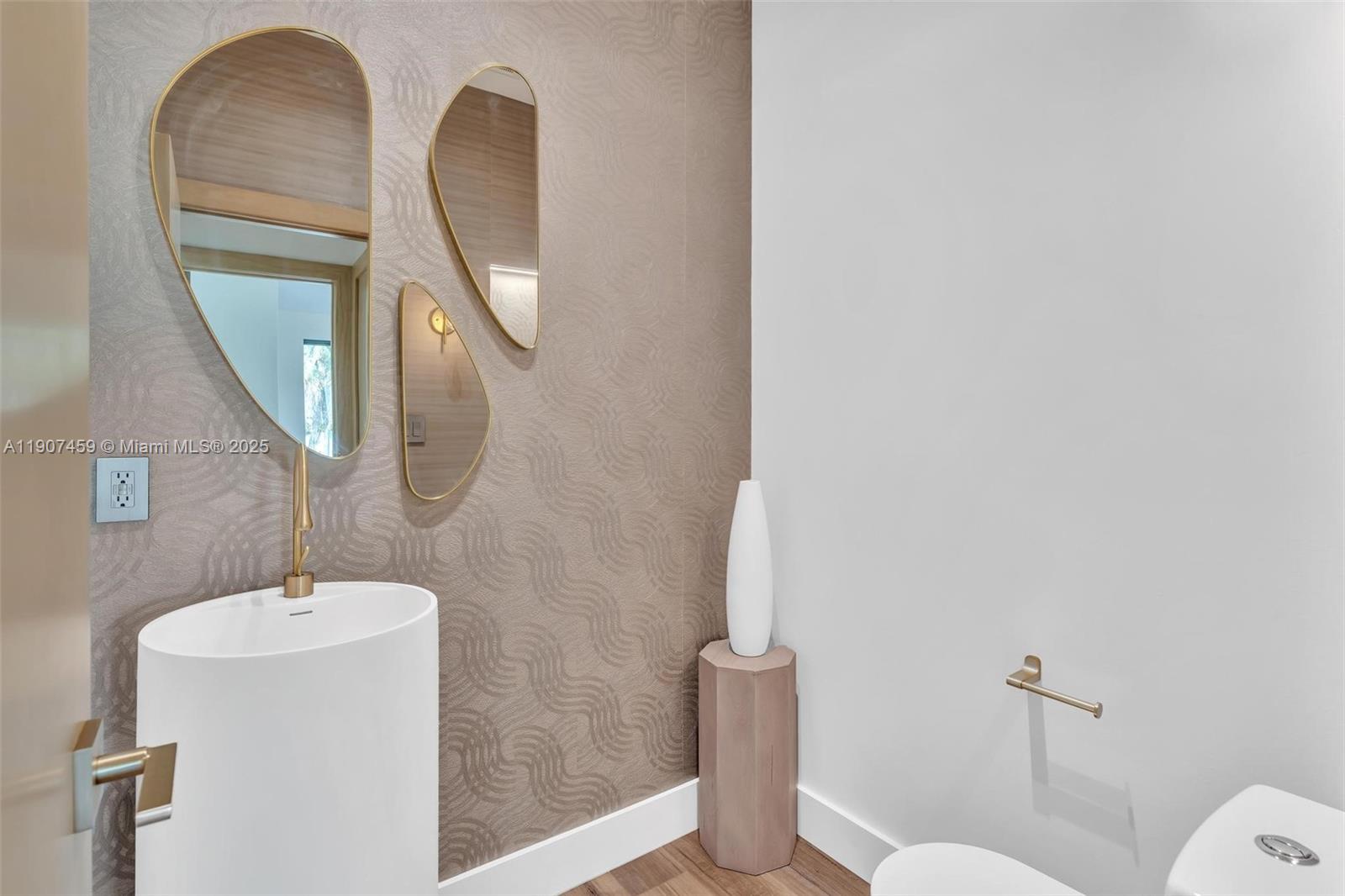 ALTOS DEL MAR NO 6 - Residential