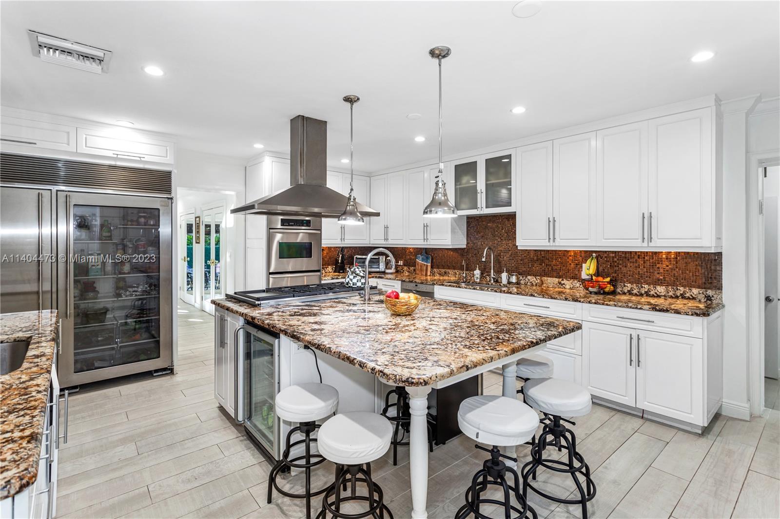 SURPRISE LAKE - Residential