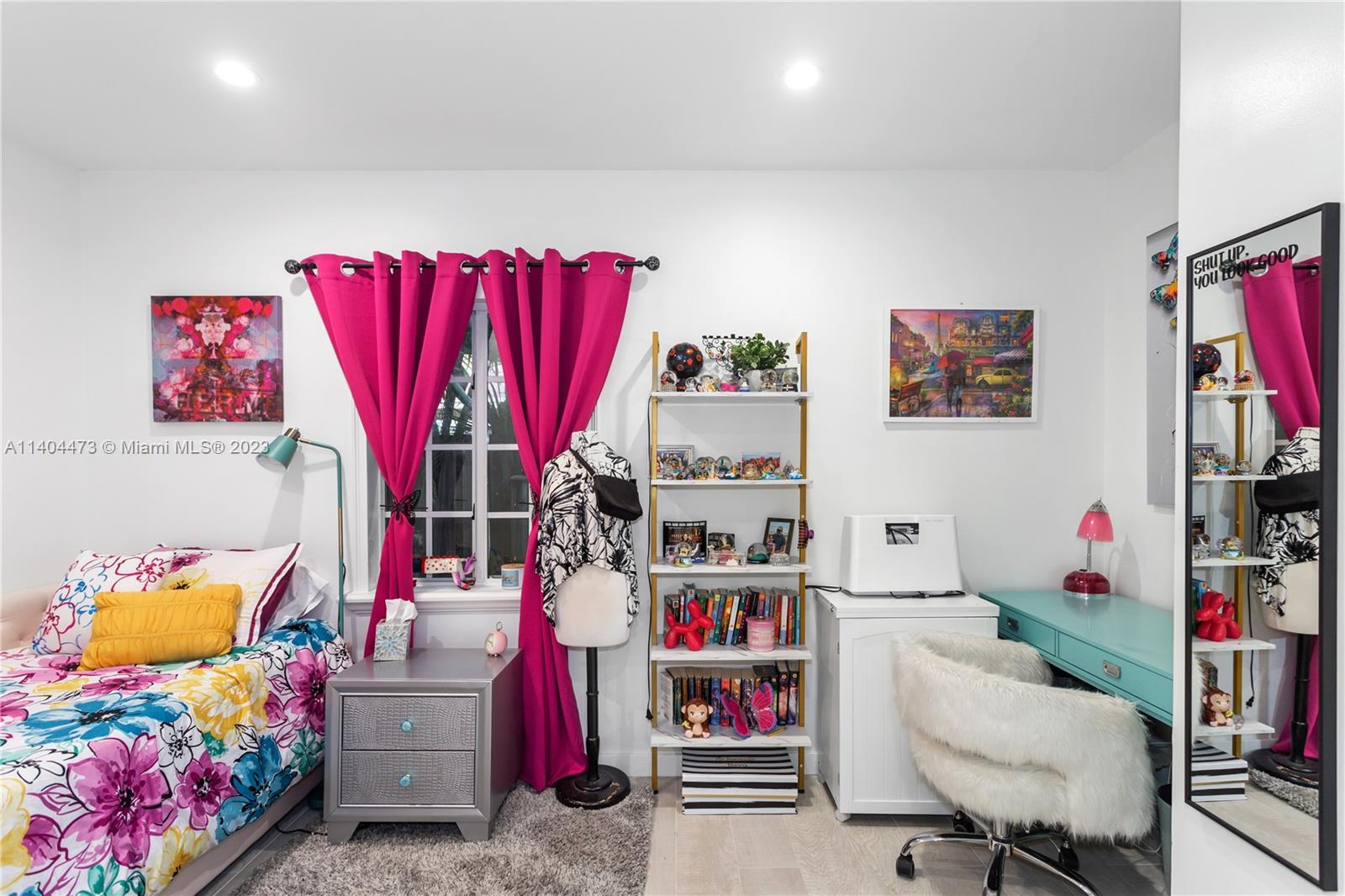 SURPRISE LAKE - Residential