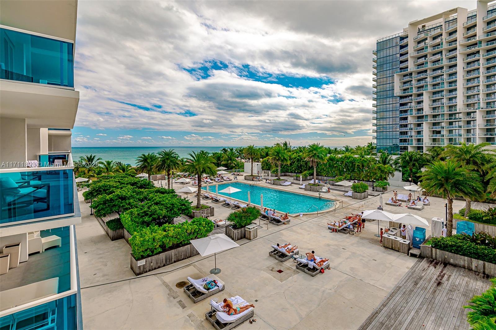 2301 Collins Ave 406, Miami Beach, Miami-Dade County, Florida - 2 Bedrooms  
2 Bathrooms - 