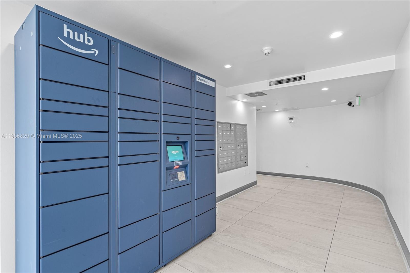 CASABLANCA VILLAS CONDO - Residential Lease