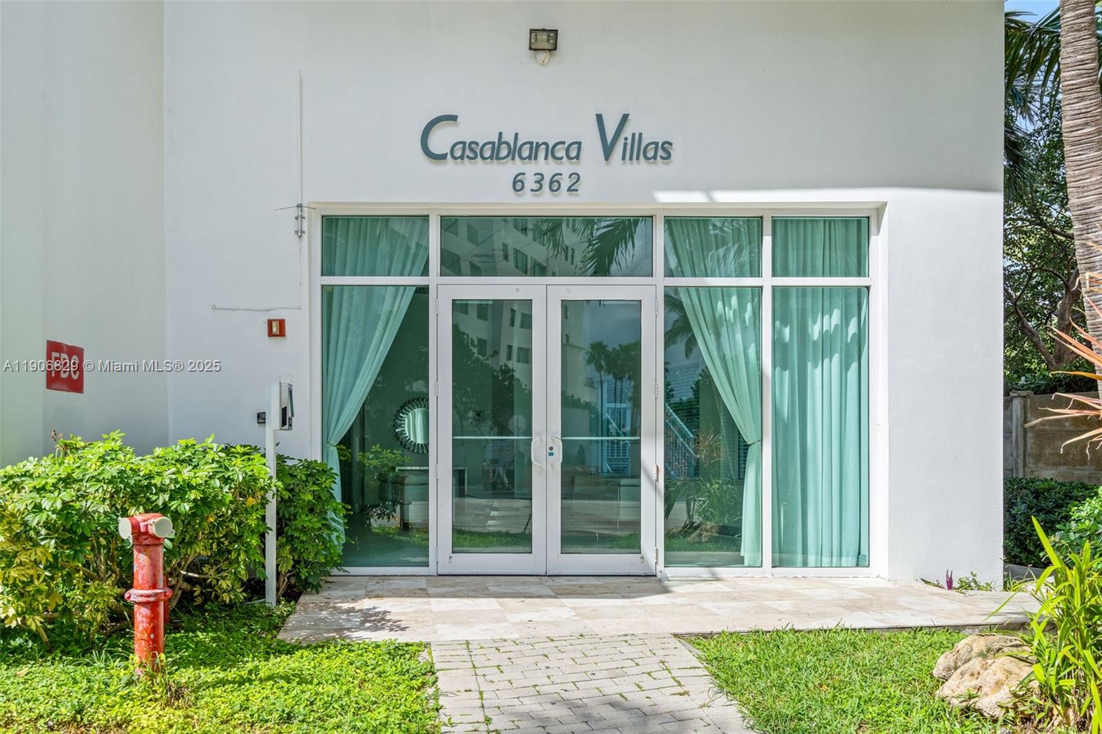 CASABLANCA VILLAS CONDO - Residential Lease