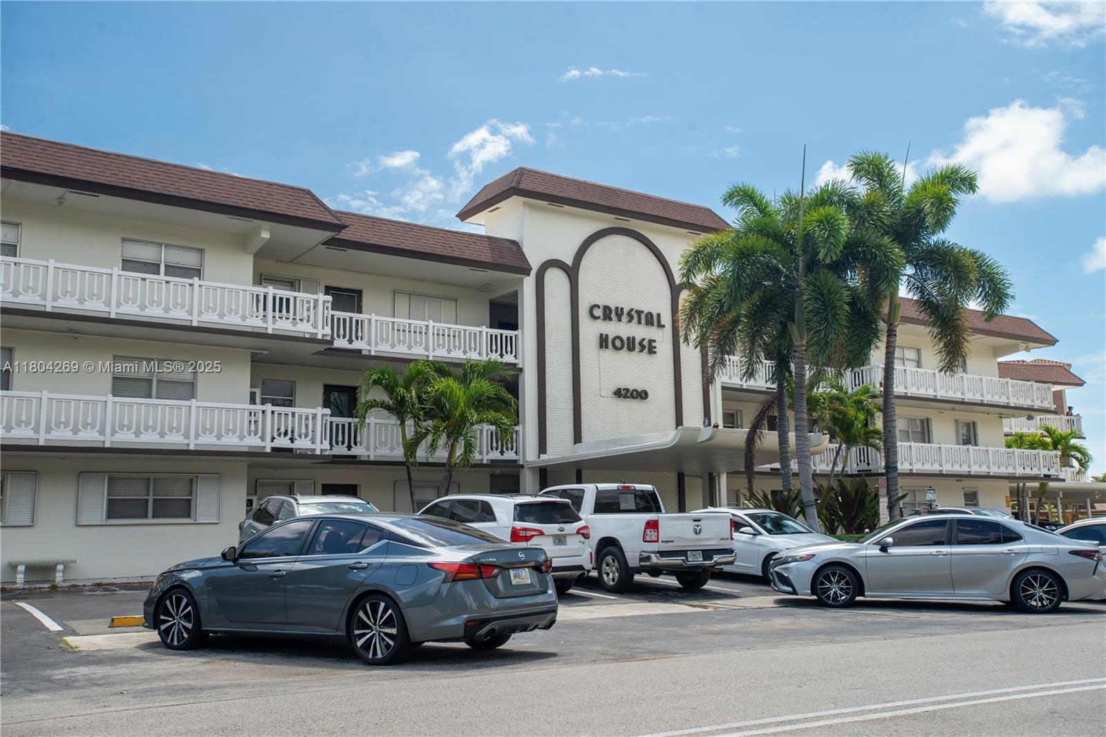 Property for Sale at 4200 Crystal Lake Dr 204, Deerfield Beach, Broward County, Florida - Bedrooms: 1 
Bathrooms: 2  - $200,000
