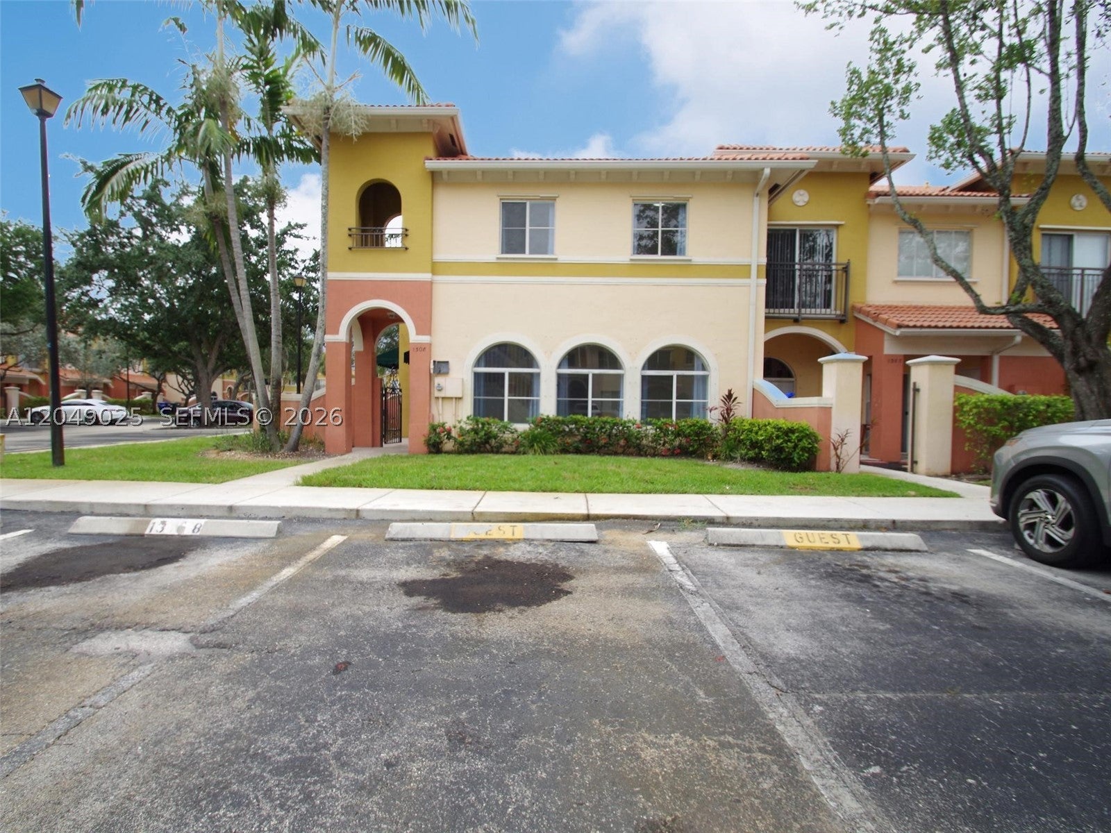1308 N Santa Catalina Cir - Image 1