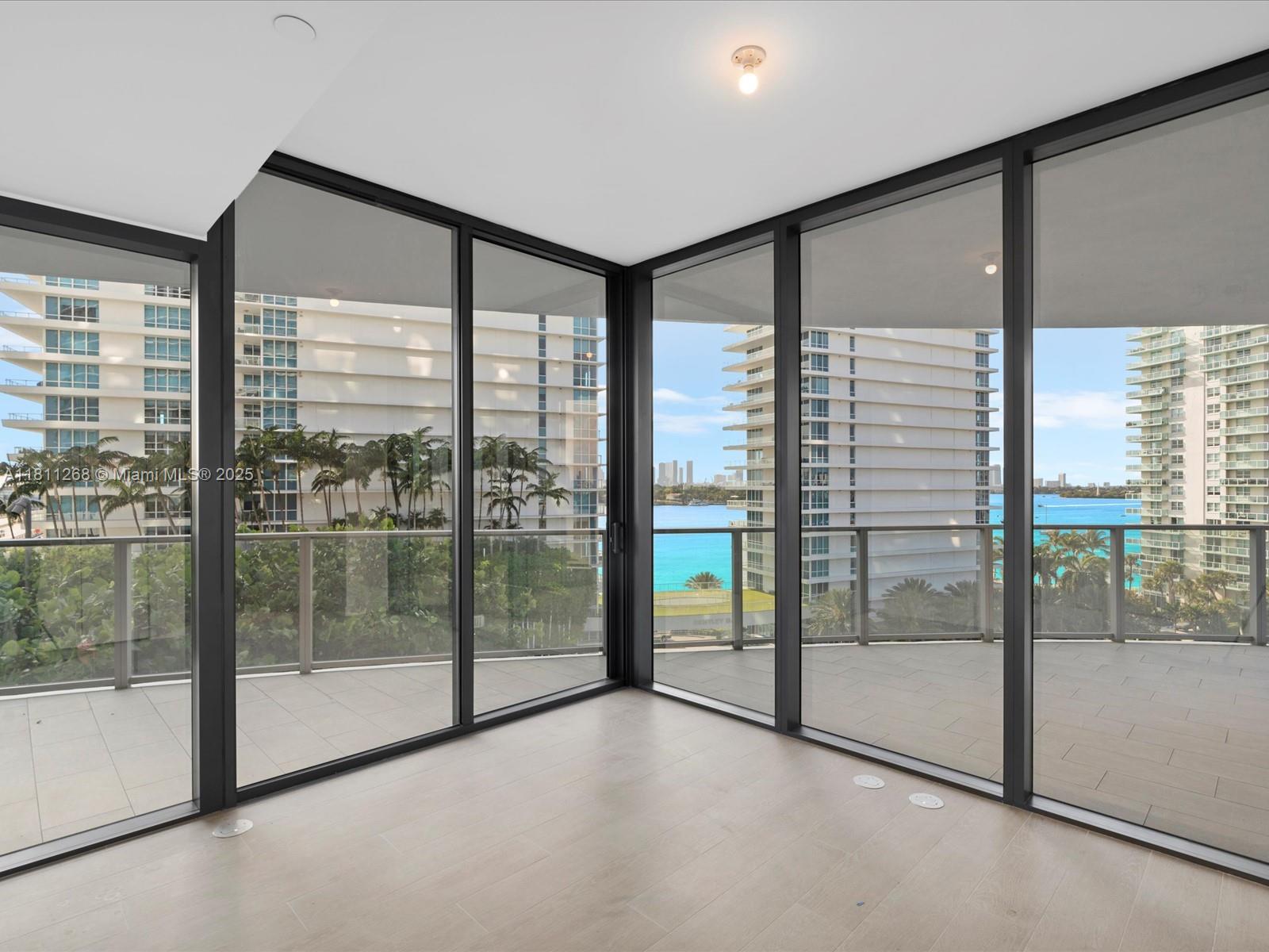 Five Park Miami Beach - Residential