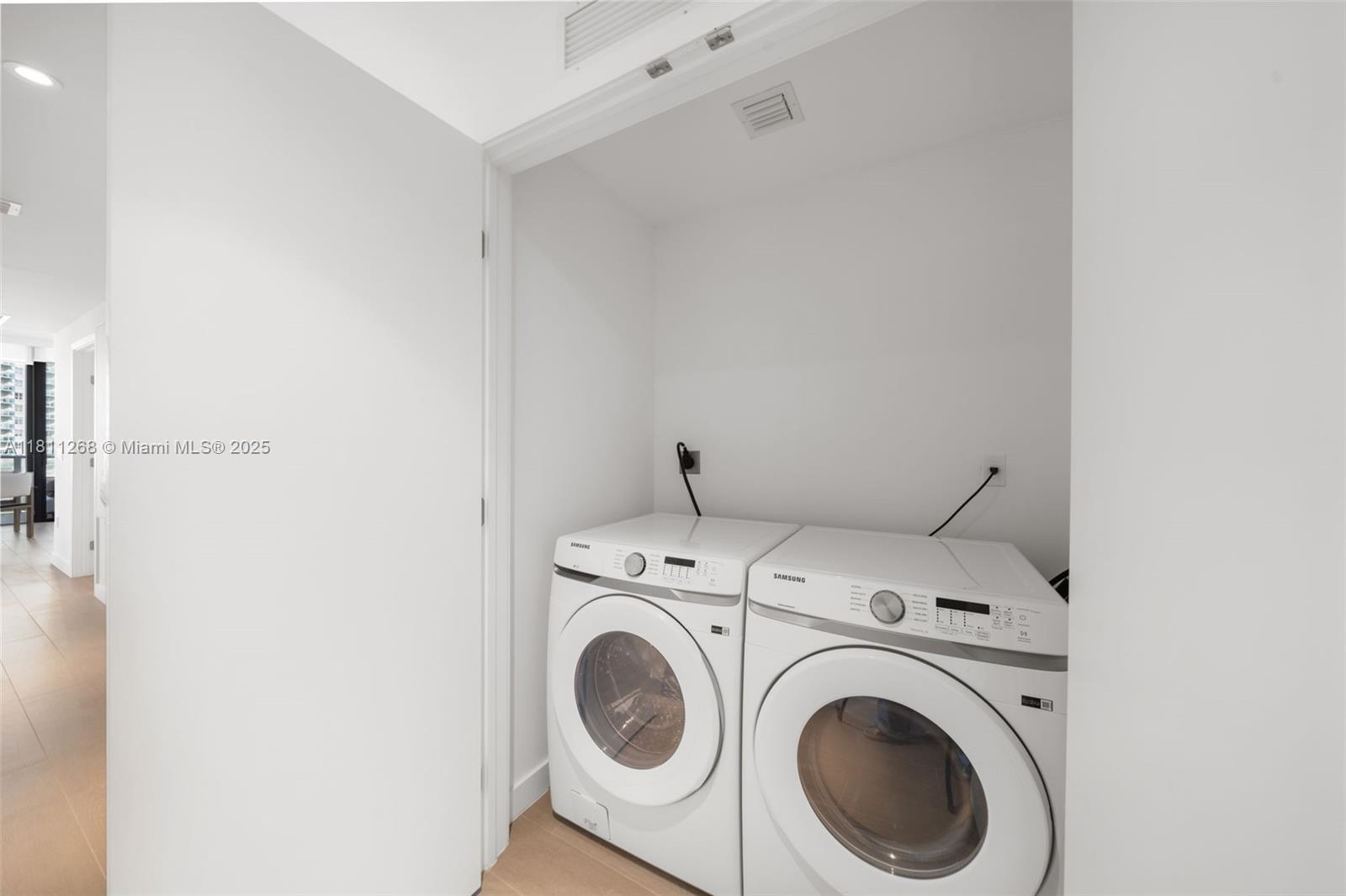 Five Park Miami Beach - Residential