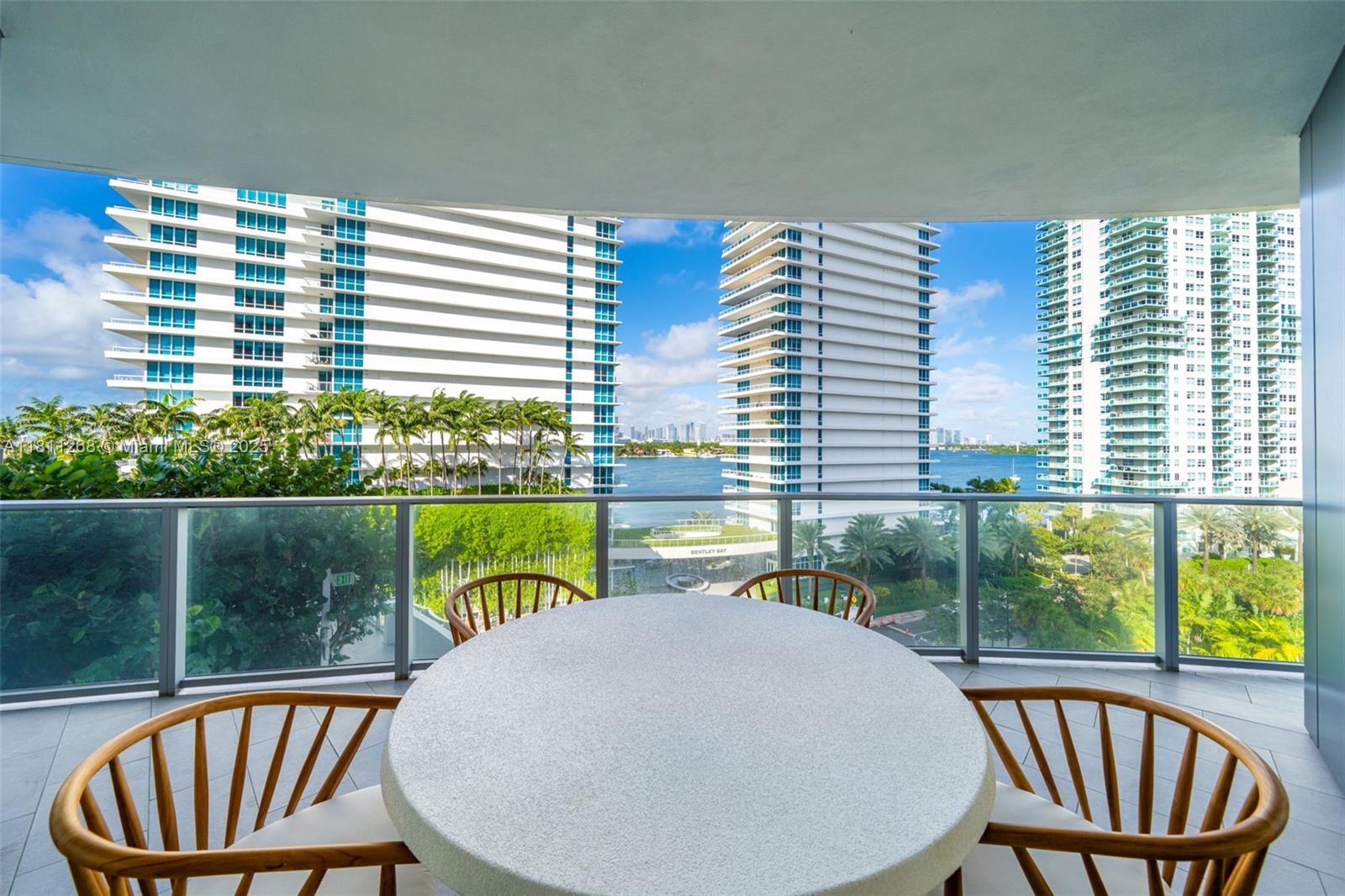 Five Park Miami Beach - Residential