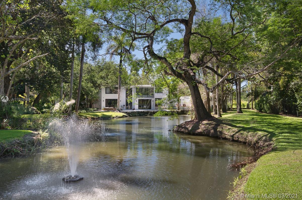 KERRWOOD OAKS - Residential