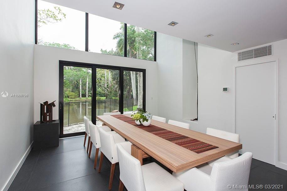 KERRWOOD OAKS - Residential