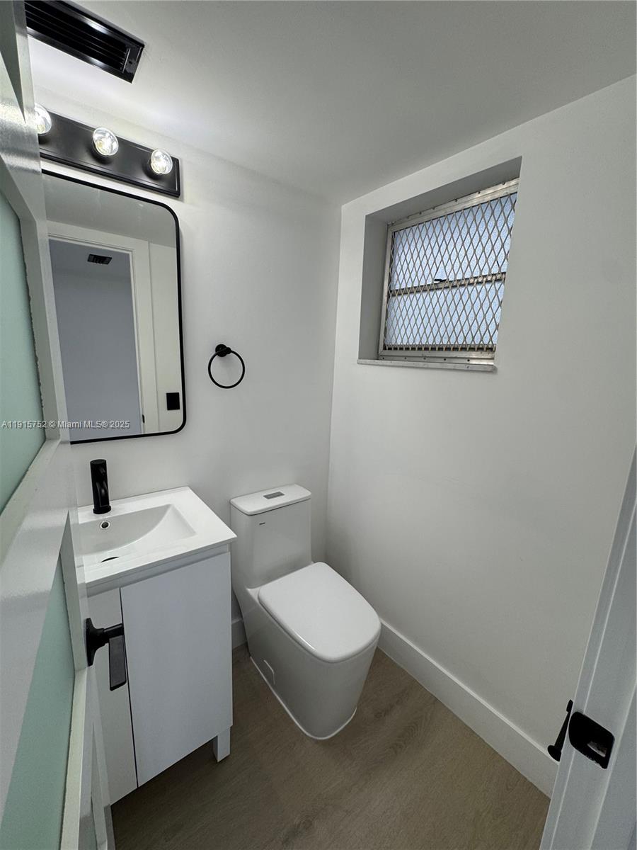 PRINCETON CONDOMINIUM - Residential