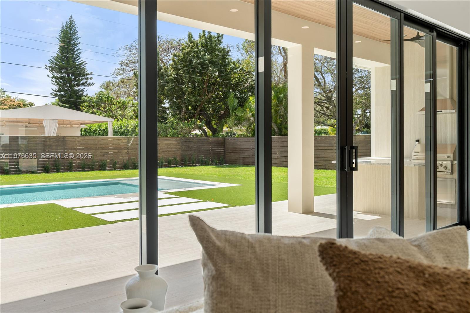 CAROLE HELMS MANOR - Residential