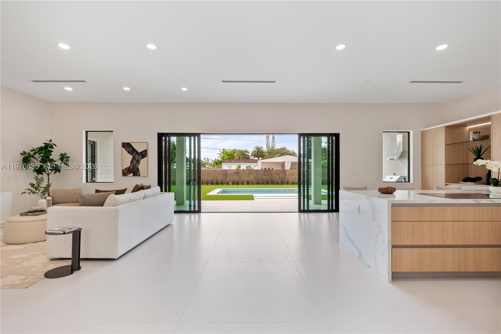 CAROLE HELMS MANOR - Residential