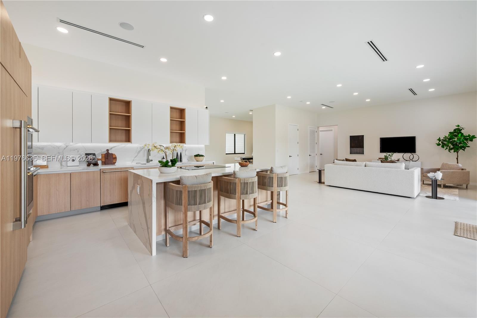 CAROLE HELMS MANOR - Residential