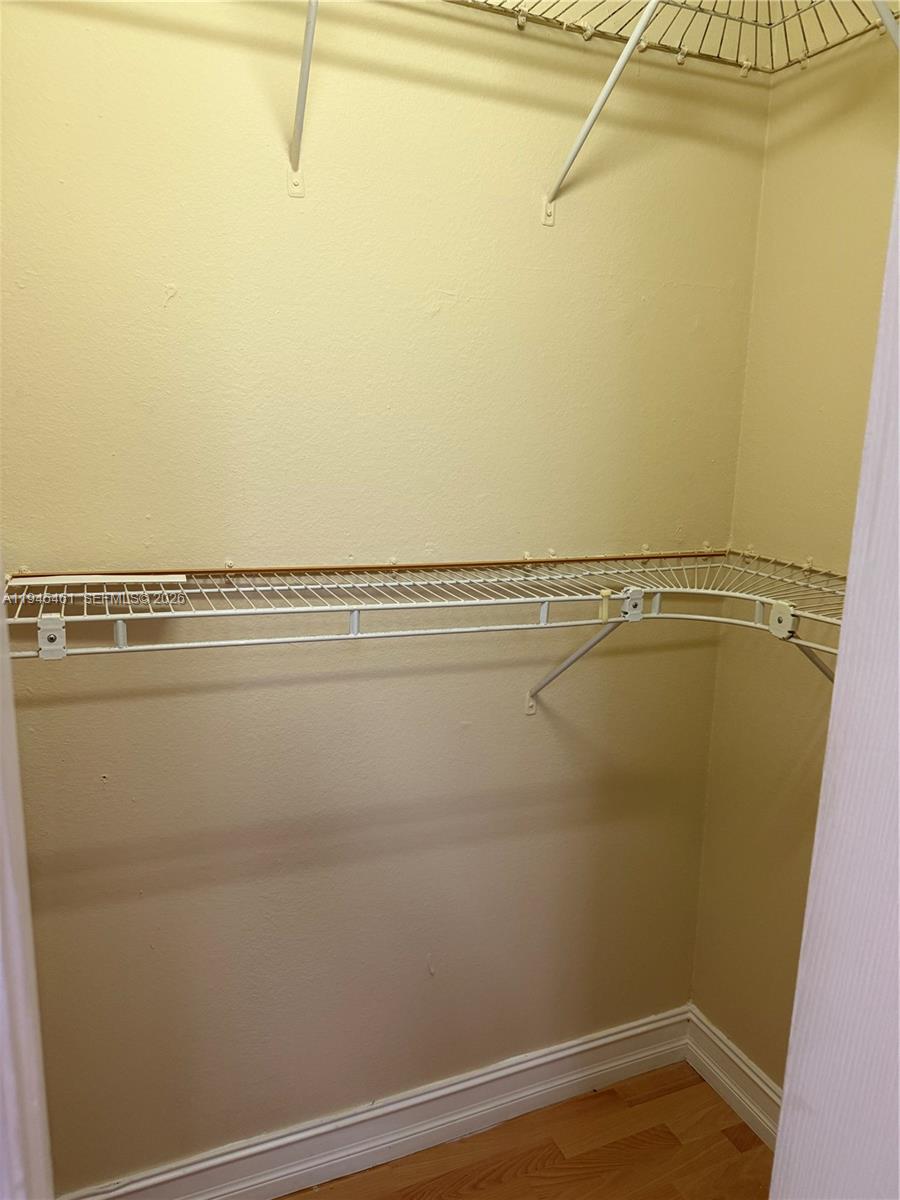 BISCAYNE BEACH CLUB CONDO - Residential